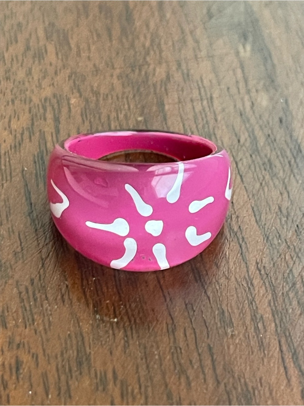 Bright Pink Bubble Ring with White Starburst